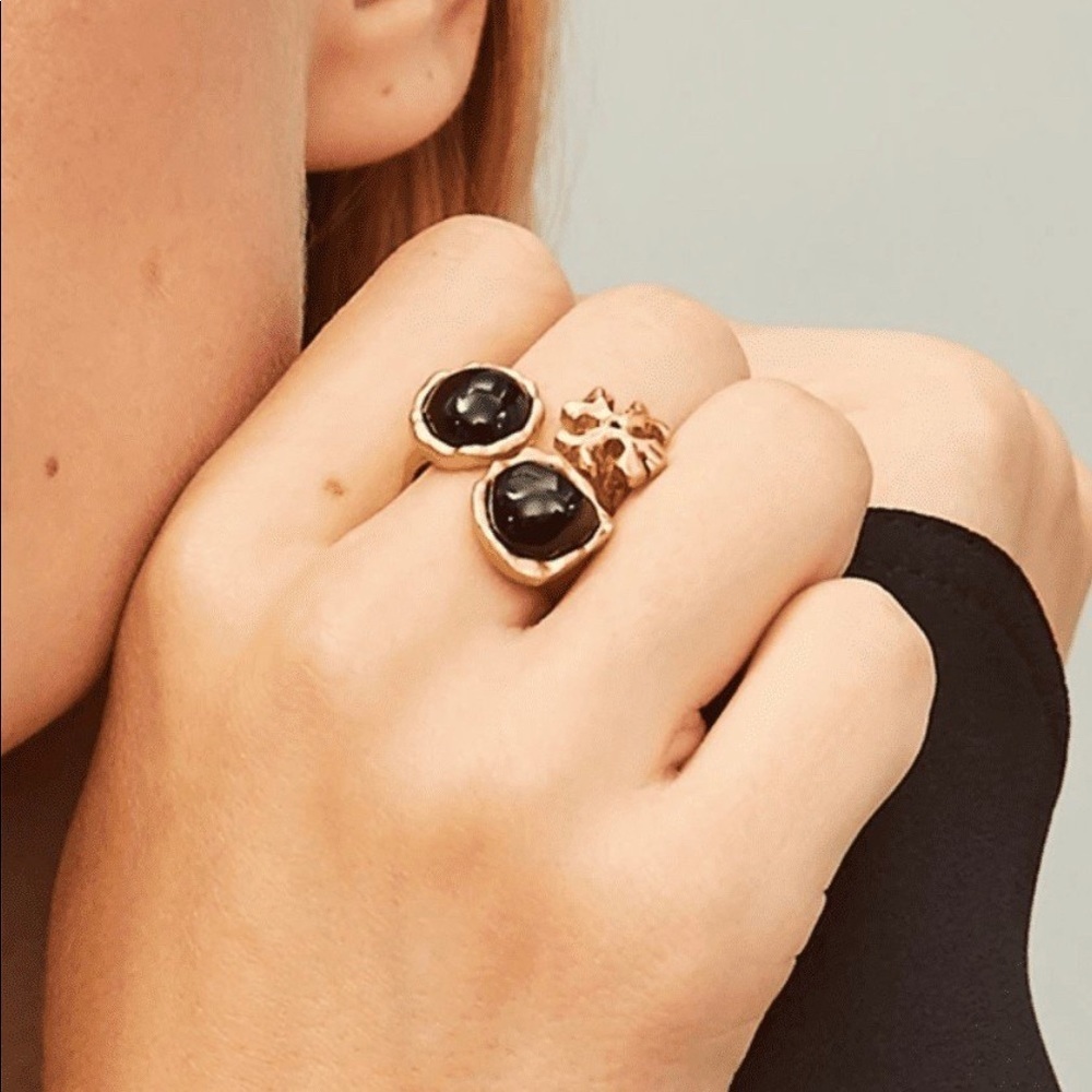 🔥🔥Tory Burch Authentic Roxanne Semiprecious Statement Ring Black And Gold Size 7 - Picture 6 of 16